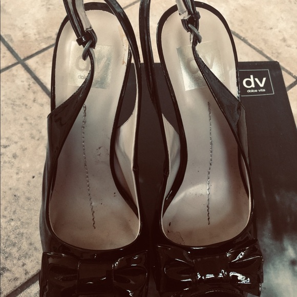 DOLCE VITA BLACK GEOURGEOUS Patent Leather Heels - Picture 6 of 8